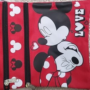 Disney Mickey & Minnie Love Crossbody Wallet Purse.